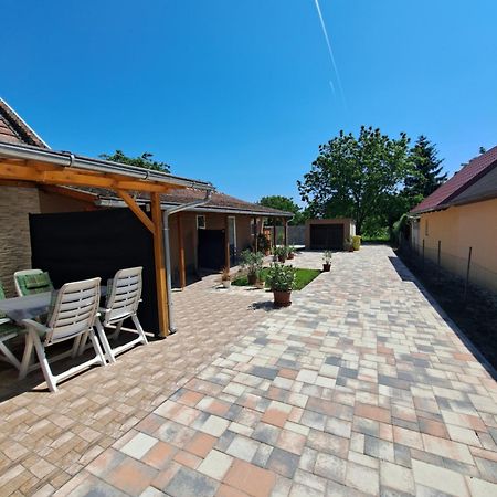 Vivien Apartman Fonyod Bagian luar foto